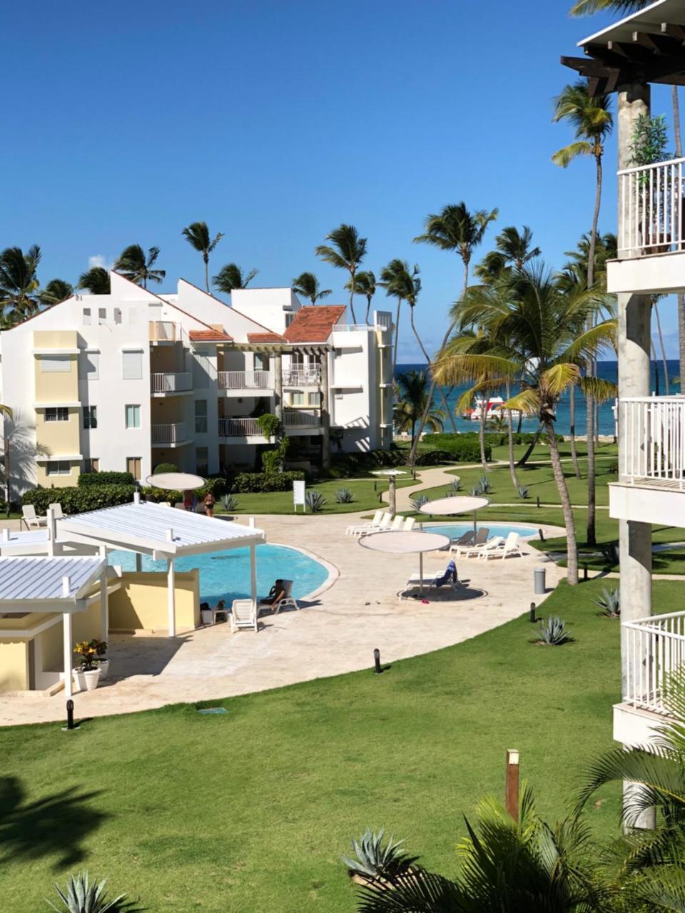 Raffaello Beach Hotel 4*